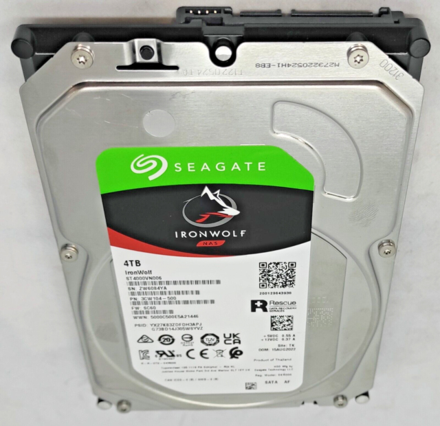 Seagate IronWolf ST4000VN006 4TB Seagate IronWolf ST4000VN006 4TB